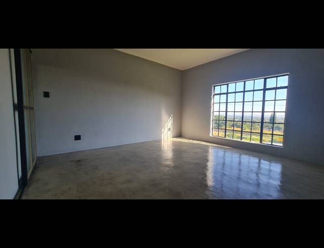 4 BEDROOM HOUSE FOR SALE IN CASHAN
